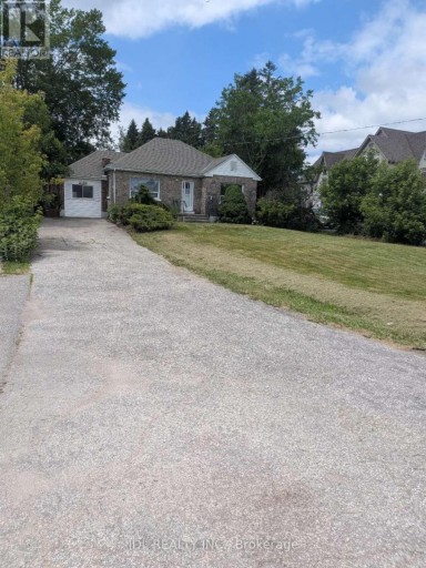 7900 YONGE STREET, Innisfil (Stroud), Ontario, L9S1A8