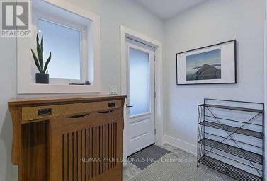 3RD FL - 23 RADFORD AVENUE Toronto (High Park-Swansea) Ontario photo 2