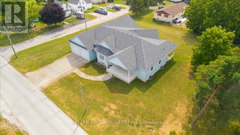 3167 BROADWAY STREET, Brooke-Alvinston (Brooke Alvinston), Ontario, N0N1A0