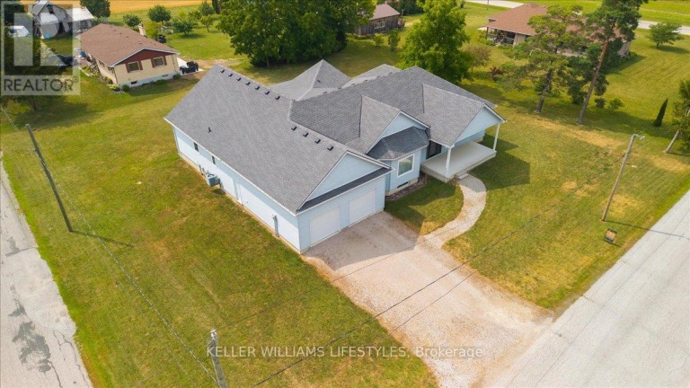 3167 BROADWAY STREET, Brooke-Alvinston (Brooke Alvinston), Ontario, N0N1A0