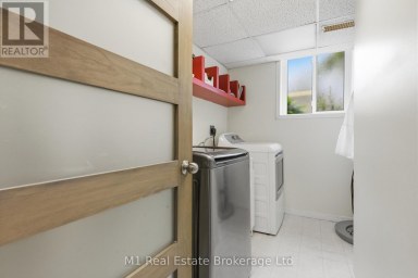 114 ANGELICA STREET Centre Wellington (Fergus) Ontario photo 27