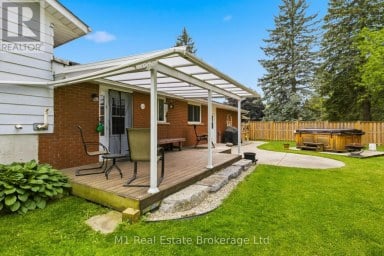 114 ANGELICA STREET Centre Wellington (Fergus) Ontario photo 32