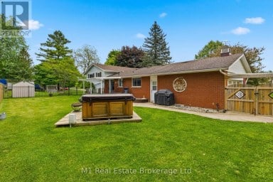 114 ANGELICA STREET Centre Wellington (Fergus) Ontario photo 34