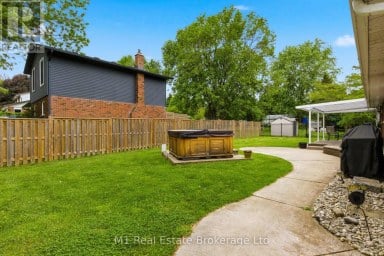 114 ANGELICA STREET Centre Wellington (Fergus) Ontario photo 36