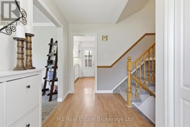 114 ANGELICA STREET Centre Wellington (Fergus) Ontario photo 8