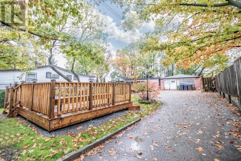 MAIN - 66 QUEENSBURY AVENUE, Toronto (Birchcliffe-Cliffside), Ontario, M1N2X7