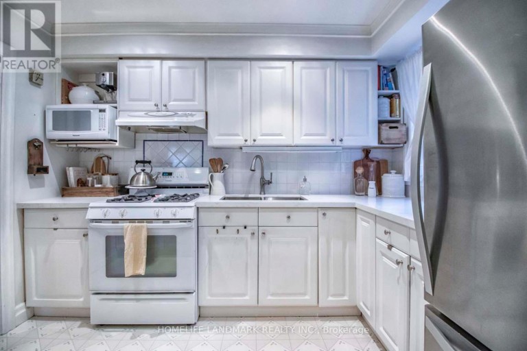 MAIN - 66 QUEENSBURY AVENUE, Toronto (Birchcliffe-Cliffside), Ontario, M1N2X7