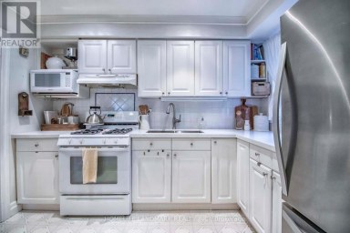 MAIN - 66 QUEENSBURY AVENUE Toronto (Birchcliffe-Cliffside) Ontario photo 7