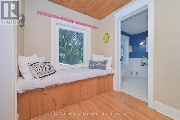 14427 CREDITVIEW ROAD, Caledon (Cheltenham), Ontario, L7C1N3