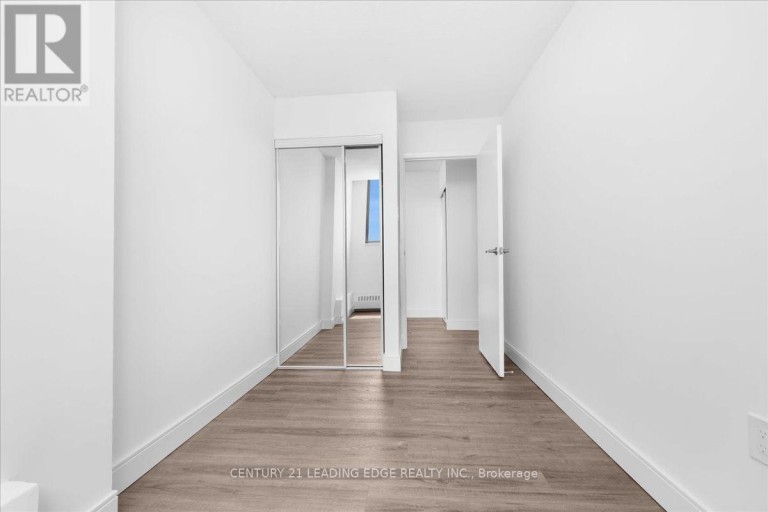 1208 - 200 LOTHERTON PATHWAY, Toronto (Yorkdale-Glen Park), Ontario, M6B2G9
