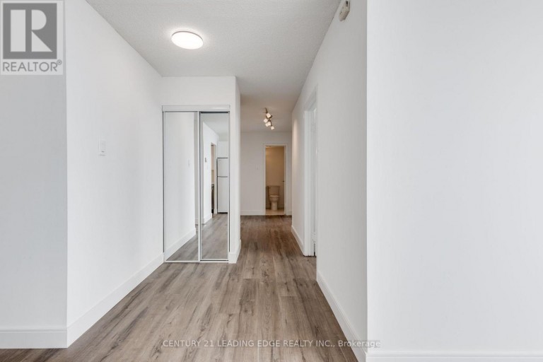 1208 - 200 LOTHERTON PATHWAY, Toronto (Yorkdale-Glen Park), Ontario, M6B2G9