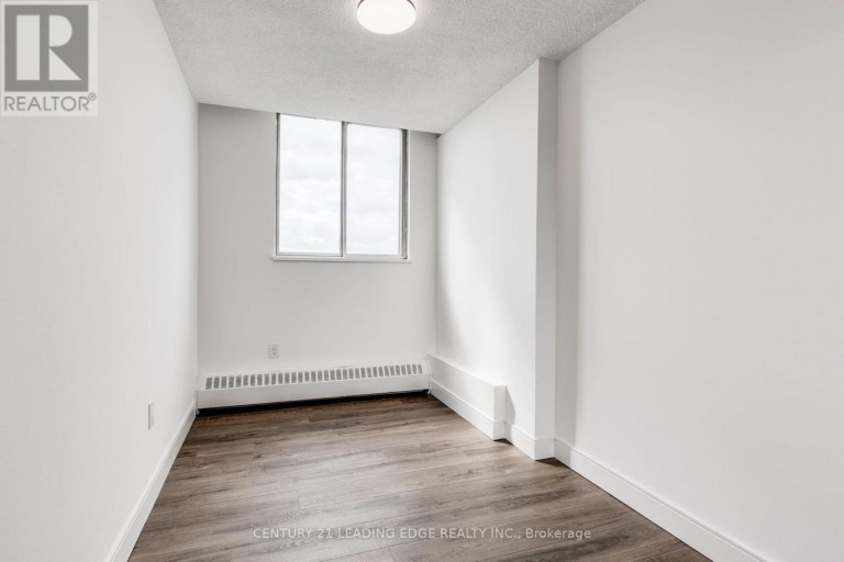 1208 - 200 LOTHERTON PATHWAY, Toronto (Yorkdale-Glen Park), Ontario, M6B2G9