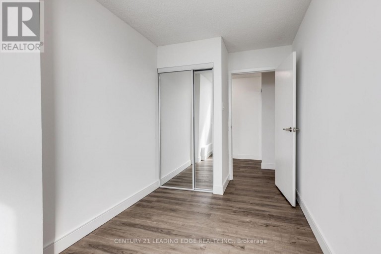 1208 - 200 LOTHERTON PATHWAY, Toronto (Yorkdale-Glen Park), Ontario, M6B2G9