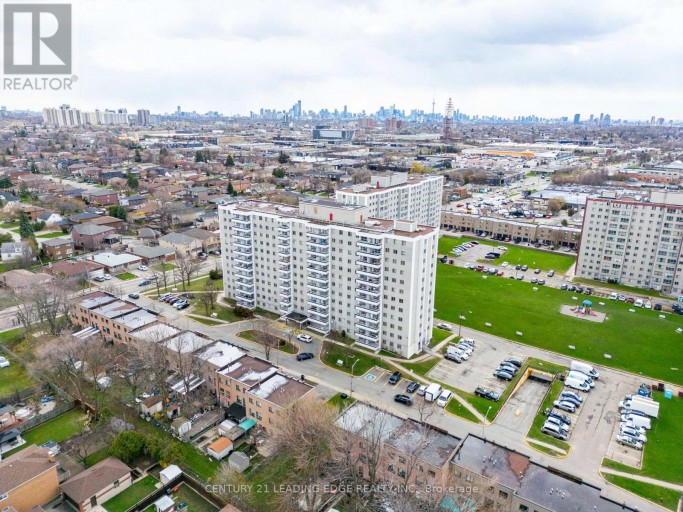 1208 - 200 LOTHERTON PATHWAY, Toronto (Yorkdale-Glen Park), Ontario, M6B2G9