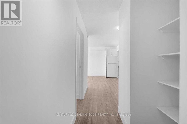 1208 - 200 LOTHERTON PATHWAY, Toronto (Yorkdale-Glen Park), Ontario, M6B2G9