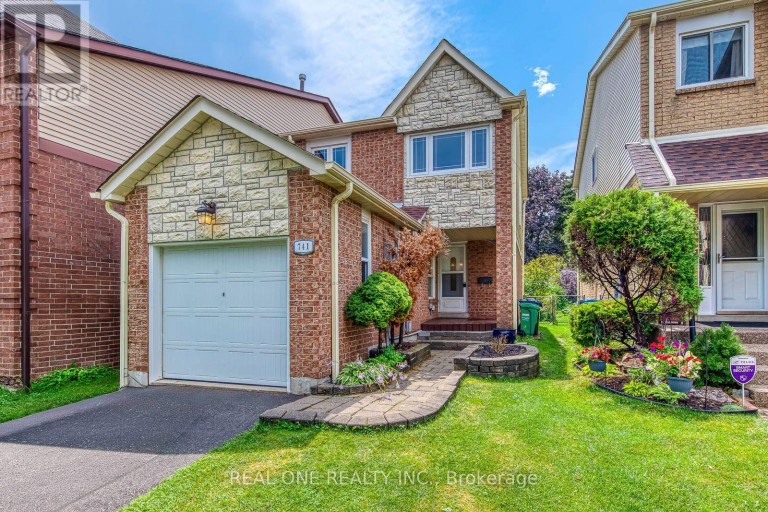 741 QUEENSBRIDGE DRIVE, Mississauga (Creditview), Ontario, L5C3T3