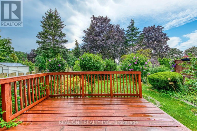 741 QUEENSBRIDGE DRIVE, Mississauga (Creditview), Ontario, L5C3T3