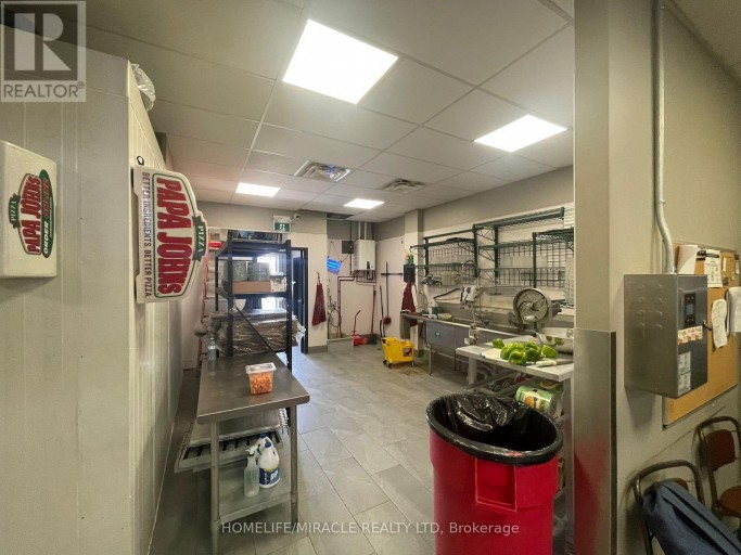 3 - 1060 ONTARIO STREET, Stratford, Ontario, N5A6Z3