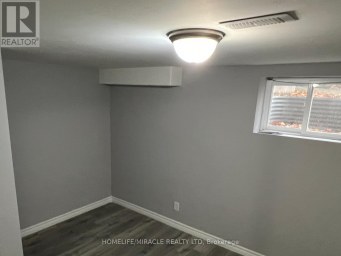 LOWER - 23 JAY COURT Kitchener Ontario photo 12