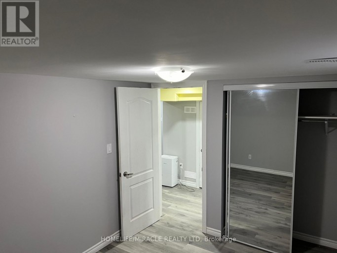 LOWER - 23 JAY COURT, Kitchener, Ontario, N2E1P7