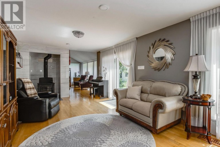 79 KING ROAD, Tay (Waubaushene), Ontario, L0K2C0