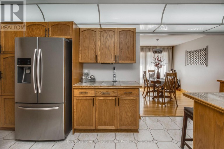 79 KING ROAD, Tay (Waubaushene), Ontario, L0K2C0