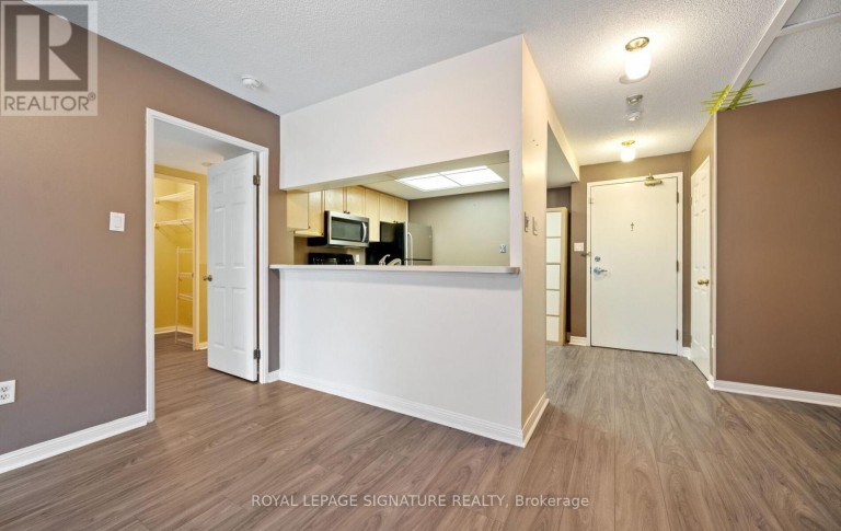 102 - 101 SUBWAY CRESCENT, Toronto (Islington-City Centre West), Ontario, M9B6K4