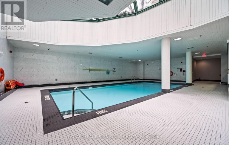 102 - 101 SUBWAY CRESCENT, Toronto (Islington-City Centre West), Ontario, M9B6K4