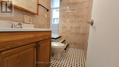 2ND FLOOR - 568 ROGERS AVENUE Toronto (Keelesdale-Eglinton West) Ontario photo 14