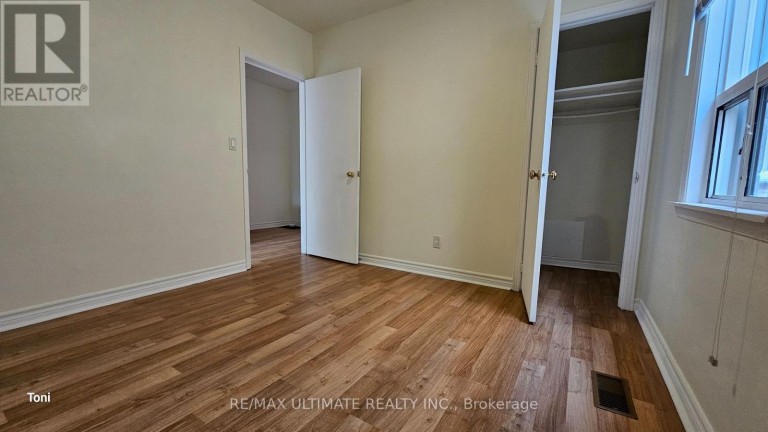 2ND FLOOR - 568 ROGERS AVENUE, Toronto (Keelesdale-Eglinton West), Ontario, M6M1B6