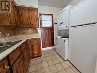 2ND FLOOR - 568 ROGERS AVENUE Toronto (Keelesdale-Eglinton West) Ontario photo 5