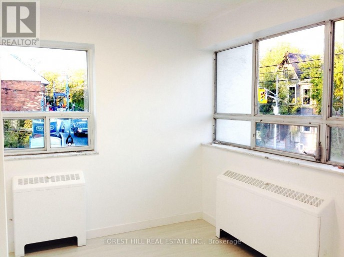 250 - 226 BATHURST STREET, Toronto (Trinity-Bellwoods), Ontario, M5T2R9