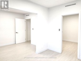 250 - 226 BATHURST STREET Toronto (Trinity-Bellwoods) Ontario photo 11