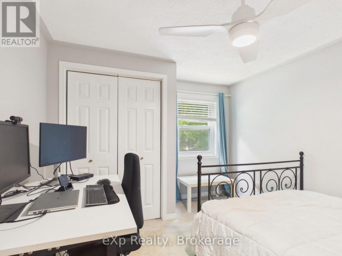 20 HIGHLAND CRESCENT, South Bruce, Ontario, N0G2V0
