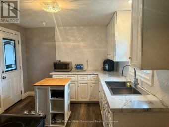 582 9TH STREET Hanover Ontario photo 10