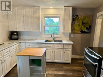 582 9TH STREET Hanover Ontario photo 8