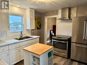 582 9TH STREET Hanover Ontario photo 9