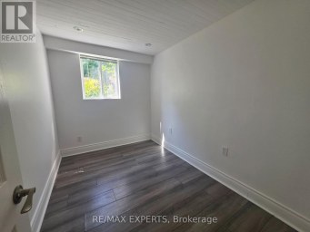 LOWER - 39 TWENTY FIFTH STREET Toronto (Long Branch) Ontario photo 13