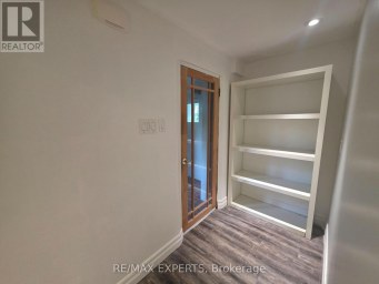 LOWER - 39 TWENTY FIFTH STREET Toronto (Long Branch) Ontario photo 15