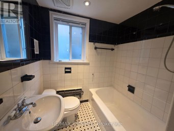 LOWER - 39 TWENTY FIFTH STREET Toronto (Long Branch) Ontario photo 16
