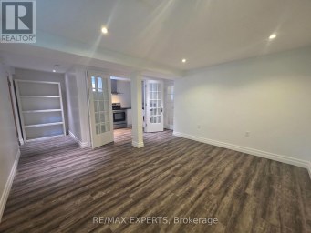 LOWER - 39 TWENTY FIFTH STREET Toronto (Long Branch) Ontario photo 2