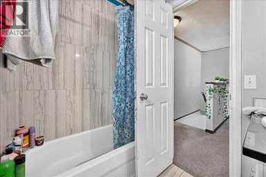 219 Penworth Drive SE Calgary Alberta photo 23