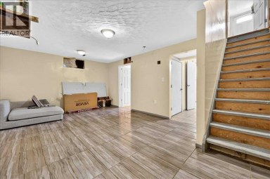 219 Penworth Drive SE Calgary Alberta photo 27