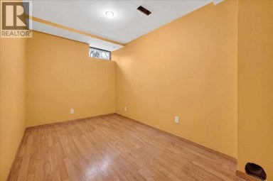 219 Penworth Drive SE Calgary Alberta photo 30