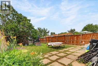 219 Penworth Drive SE Calgary Alberta photo 35