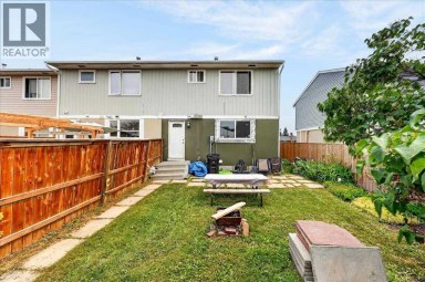 219 Penworth Drive SE Calgary Alberta photo 37
