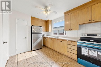 4 - 17 FRASERWOOD AVENUE Toronto (Englemount-Lawrence) Ontario photo 12