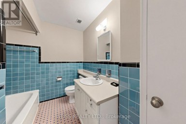 4 - 17 FRASERWOOD AVENUE Toronto (Englemount-Lawrence) Ontario photo 28