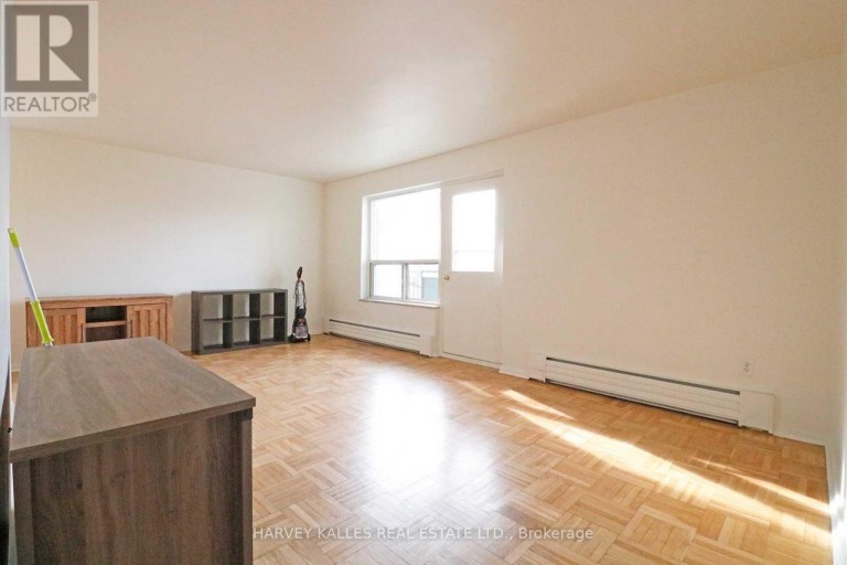 303 - 1751 VICTORIA PARK AVENUE, Toronto (Wexford-Maryvale), Ontario, M1R1S1