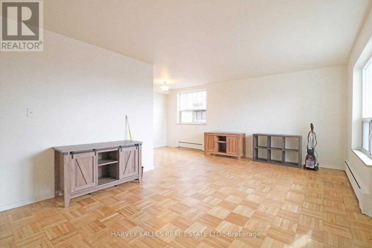 303 - 1751 VICTORIA PARK AVENUE, Toronto (Wexford-Maryvale), Ontario, M1R1S1
